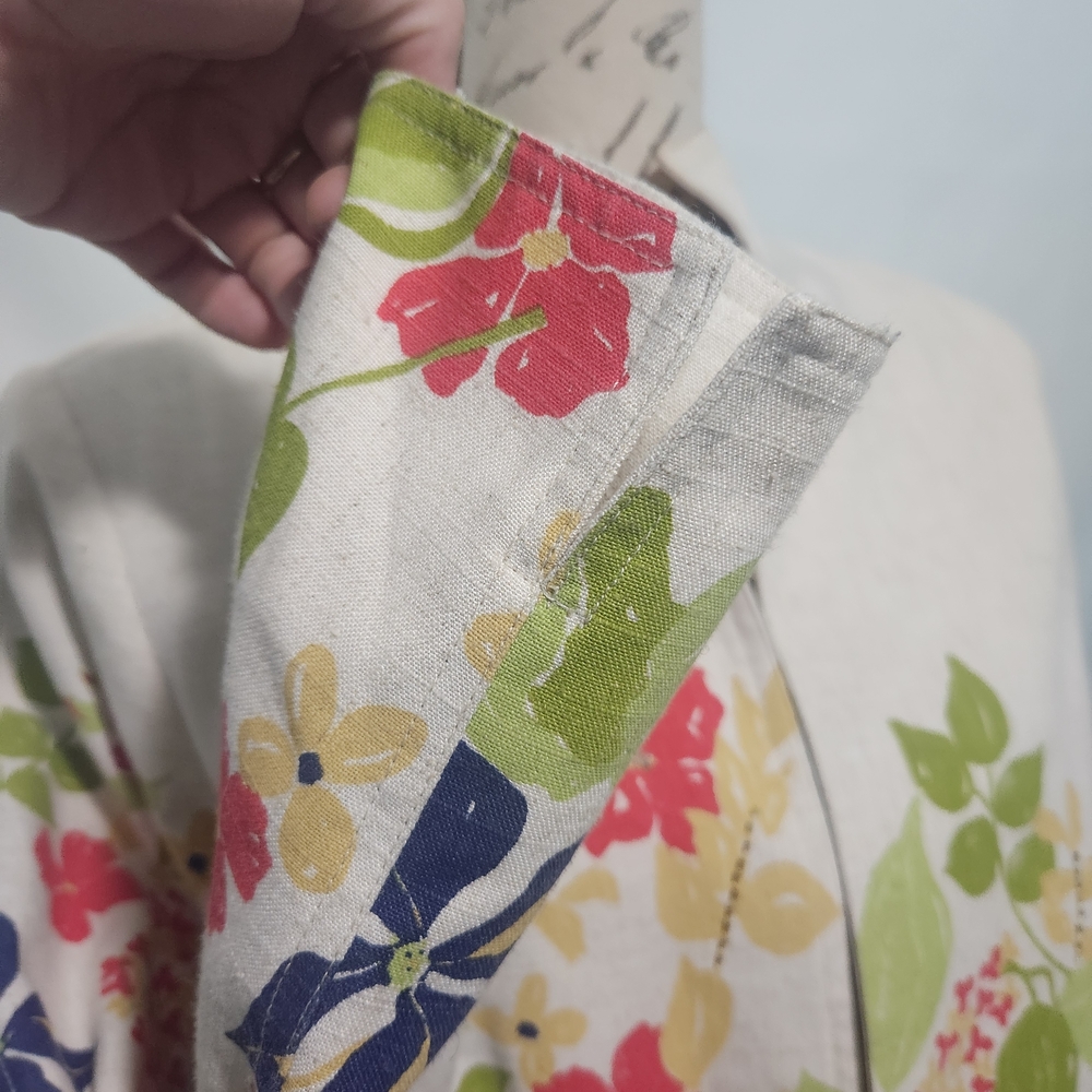 Drapers & Damons White Floral Blazed Jacket. Size 10. Lining 100% Cotton. - Picture 5 of 10